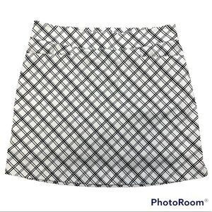 Tail White/Black Geometric Pattern Side Zipper Golf Skort Sz 6